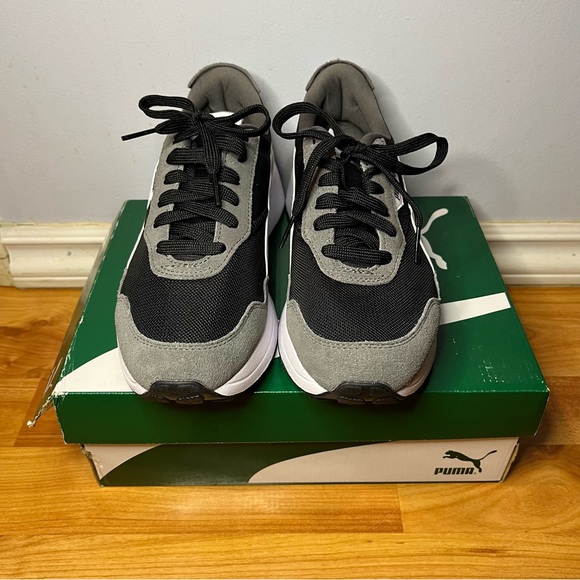 PUMA | Women’s Cruise Rider Classic - Picture 2 of 6